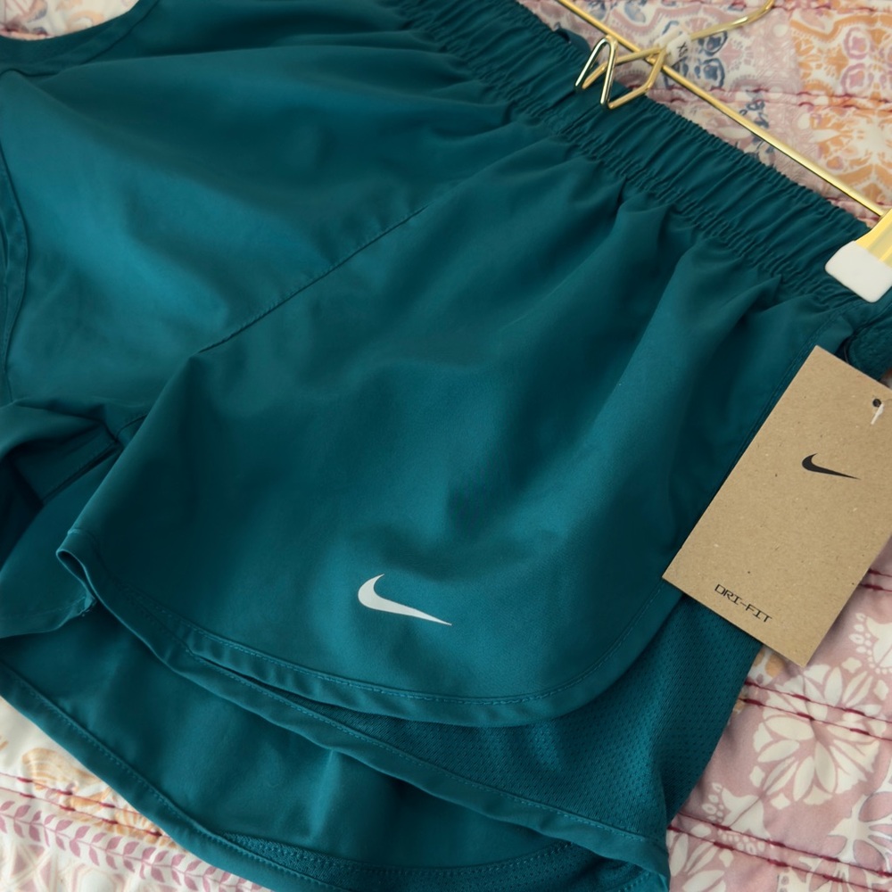 NWT NIKE Dri-Fit Athletic Running Shorts Size XS